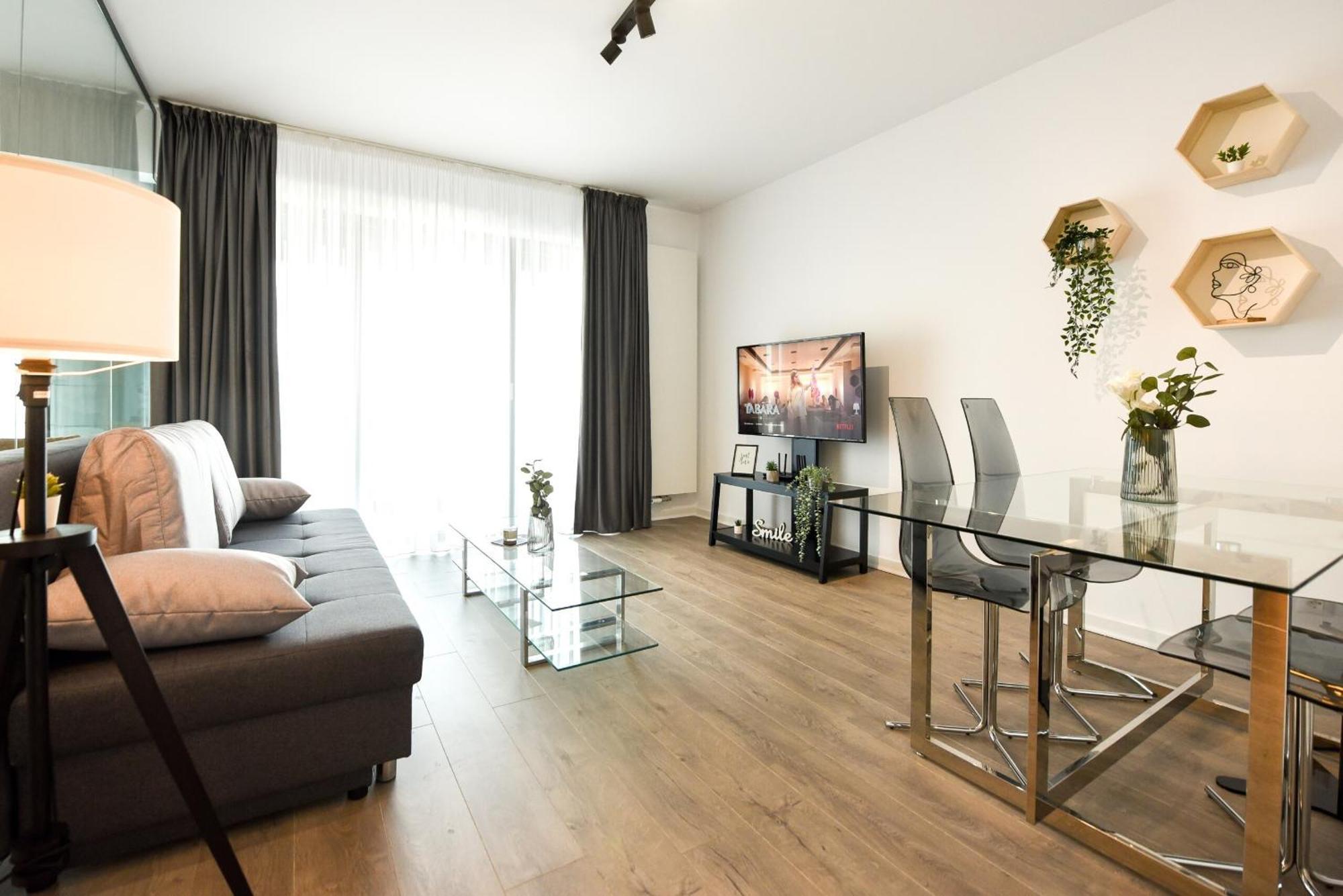 Apartamento Infinite Horizons - Modern Living In North Business District Bucarest Habitación foto